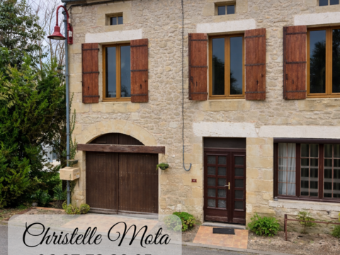   Charmante maison de village en pierre Maison - 6 pi�ce(s) - 123 m�