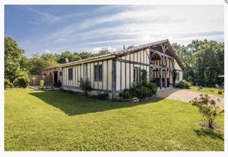  Propri�t�/ch�teau � vendre 8 pi�ces 250 m�