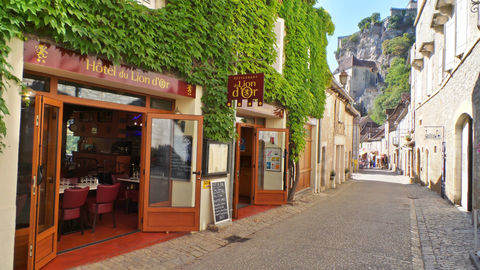 Opportunit&eacute; rare : Murs + Fond  H&ocirc;tel / Restaurant en activit&eacute; dans un site tr&egrave;s touristique du Lot 2831000 46500 Rocamadour