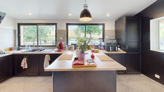  Propri�t�/ch�teau � vendre 7 pi�ces 240 m�