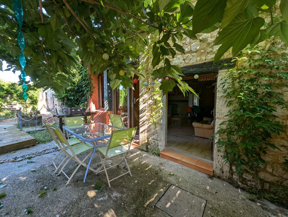 � vendre  Propri�t�/ch�teau Bergerac (24100)