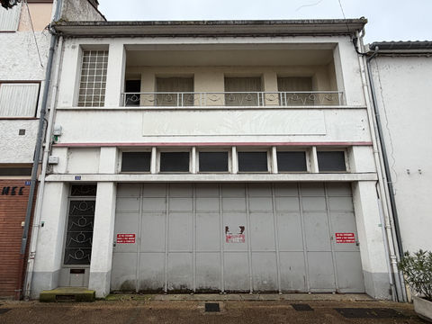   Maison de ville avec grand garage et cave Maison - 3 pi�ce(s) - 96 m�