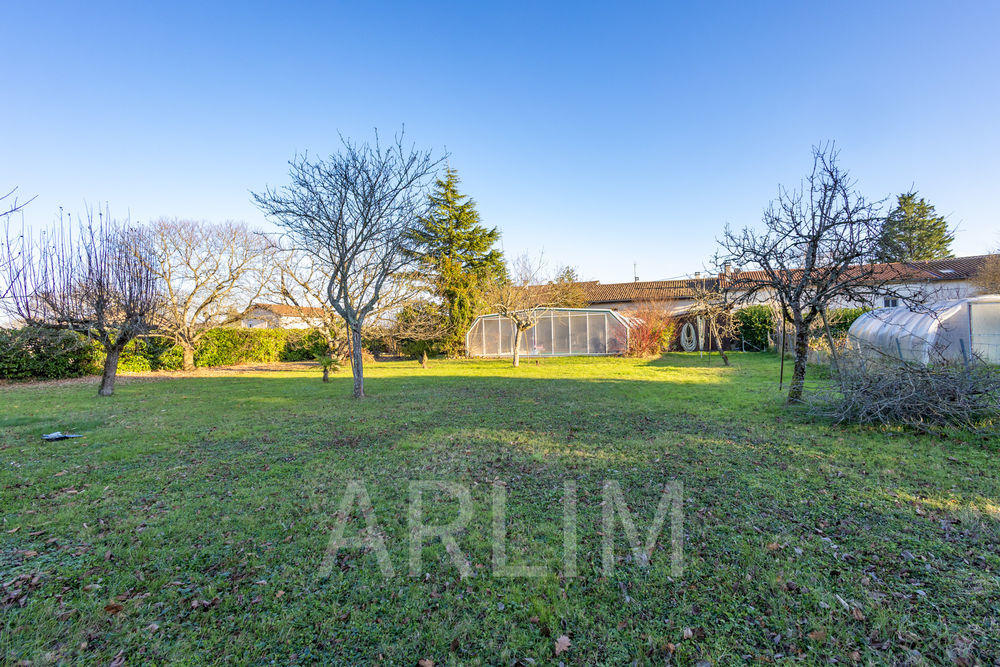 � vendre  Propri�t�/ch�teau Villette-sur-Ain (01320)