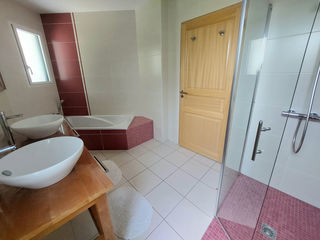  Maison � vendre 6 pi�ces 235 m�