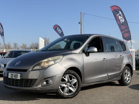 Renault Sc&eacute;nic 1.6 DCI 7 PLACE 2011 occasion Saint-Priest 69800