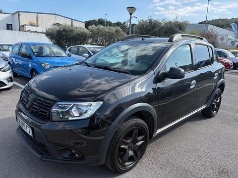 Dacia Sandero II (B52) 1.5 dCi 90ch Stepway 2017 occasion Ch&acirc;teauneuf-les-Martigues 13220