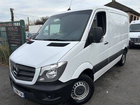 Mercedes Sprinter MERCEDES SPRINTER FGN 211 CDI 32N 4x2 3.0t, 84kW/114 PS, 214 2017 occasion Pierrelaye 95480