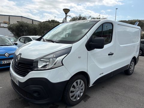 Renault Trafic 1.6 DCI 115ch 3 PLACES 2015 occasion Ch&acirc;teauneuf-les-Martigues 13220