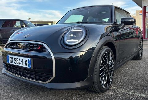 Mini Cooper S 204ch Favoured DKG7 2024 occasion &Eacute;pagny Metz-Tessy 74330