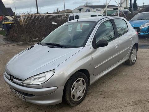 Peugeot 206 1.1 X Line 5p 2001 occasion &Eacute;vreux 27000