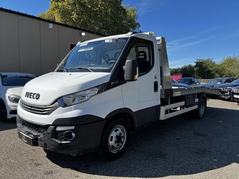 Iveco Daily IVECO 2 2.3 D 136 cv Bo&icirc;te auto 2019 occasion Layrac 47390