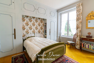  Propri�t�/ch�teau � vendre 15 + pi�ces 530 m�