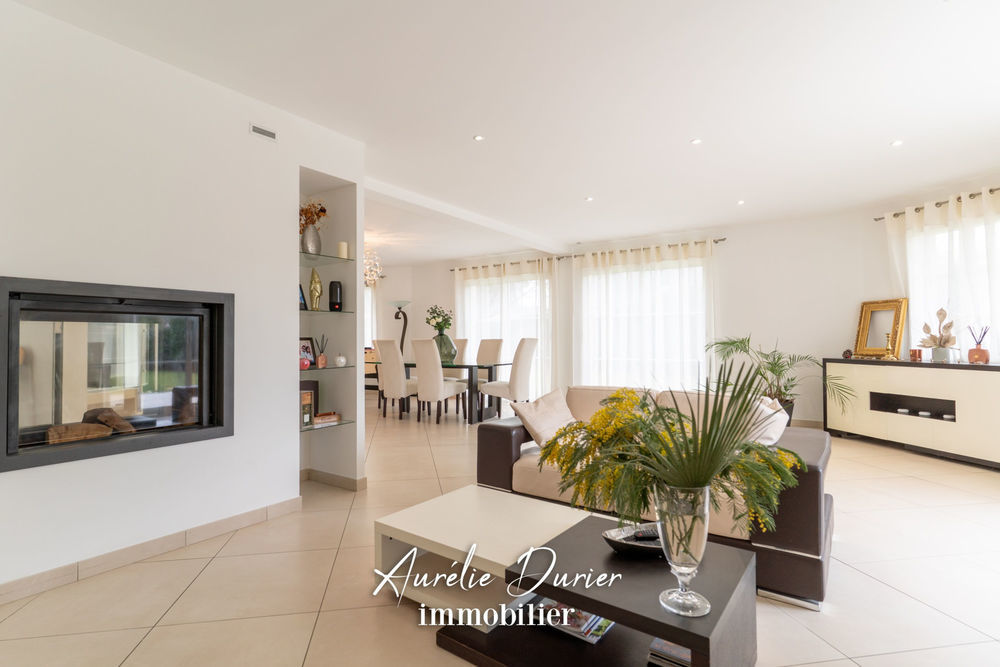 � vendre  Maison Saint-Cyr-sur-Loire (37540)