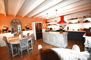  Propri�t�/ch�teau � vendre 10 pi�ces 198 m�