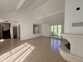  Maison � louer 6 pi�ces 176 m�