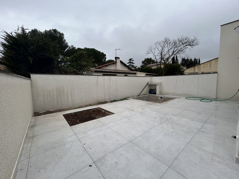   COURNONSEC - Villa en R+1 de 128,19m2 avec ext�rieur et garage Maison - 5 pi�ce(s) - 128 m�