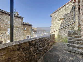  Maison � vendre 7 pi�ces 271 m�