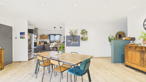   Une maison o� l'on se sent bien, tout simplement Maison - 5 pi�ce(s) - 111 m�