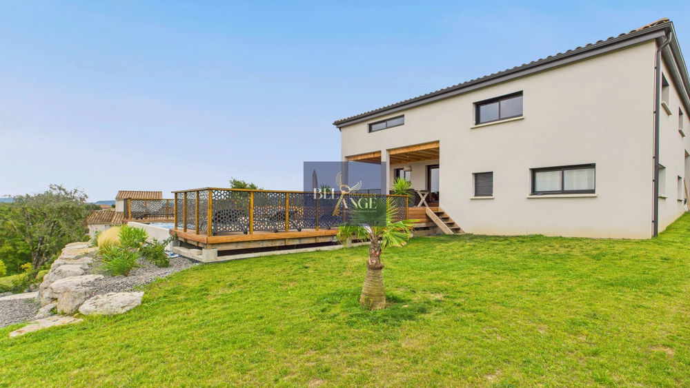 � vendre  Maison Labeaume (07120)