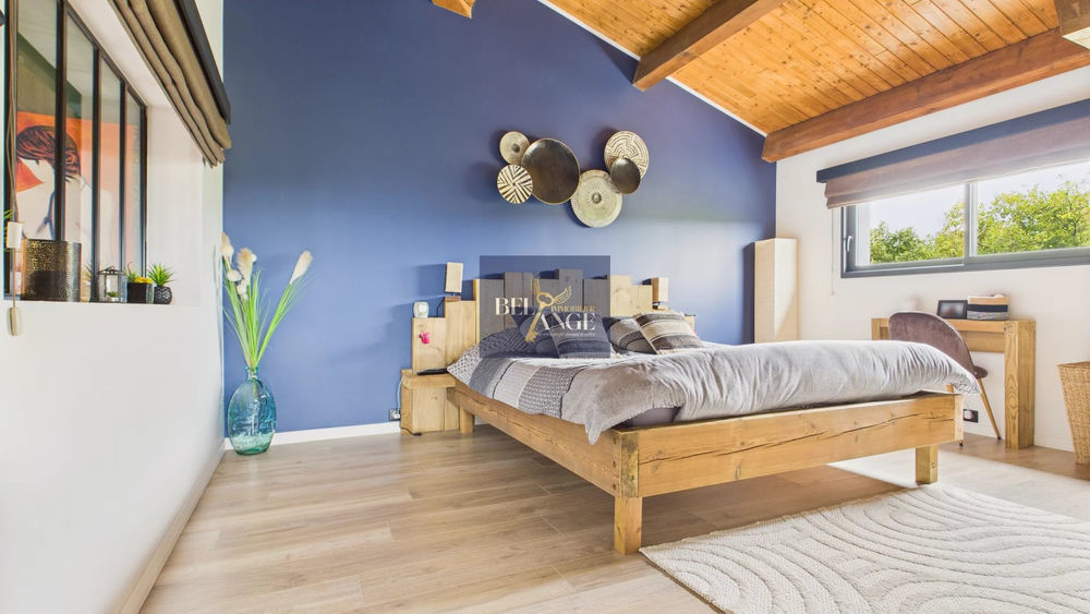 � vendre  Maison Labeaume (07120)