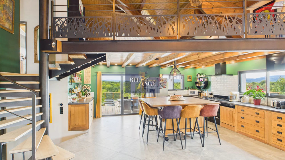 � vendre  Maison Labeaume (07120)