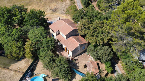   Double habitation T4 + T2 - Maison - 6 pi�ce(s) - 141 m�