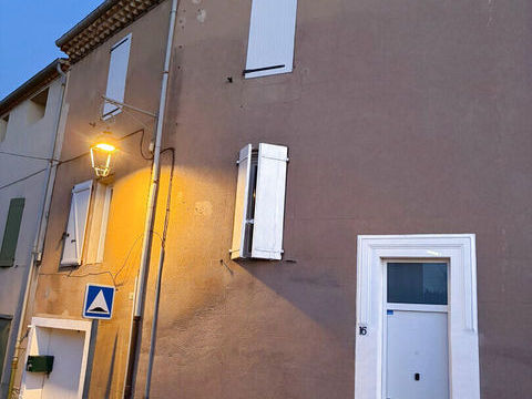   3 gdes chambres - Garage 50 m2 Maison - 5 pi�ce(s) - 100 m�