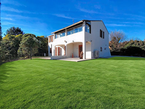   Annexe de 30 m2 autoris�e. Appartement - 5 pi�ce(s) - 94 m�