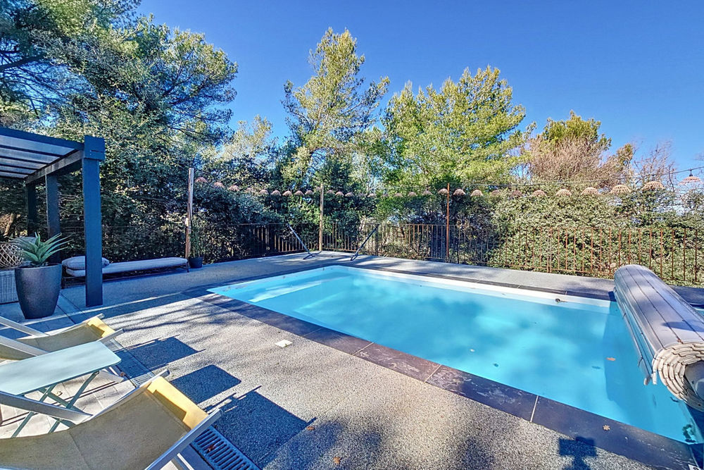 � vendre  Maison Mimet (13105)