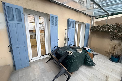   Avec terrasse de 10 m2 et garage Appartement - 3 pi�ce(s) - 50 m�