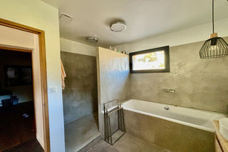  Maison � vendre 6 pi�ces 200 m�