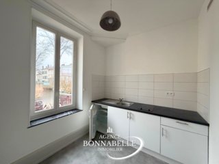  Immeuble � vendre 6 pi�ces 139 m�