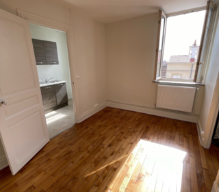  Immeuble � vendre 383 m�