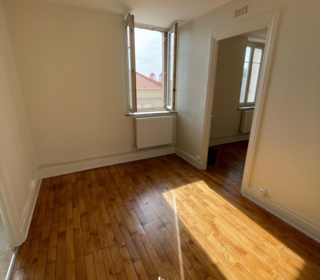  Immeuble � vendre 383 m�