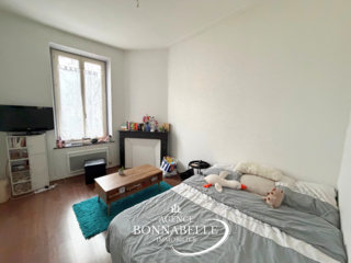  Immeuble � vendre 6 pi�ces 139 m�