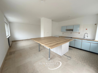  Maison � vendre 9 pi�ces 190 m�