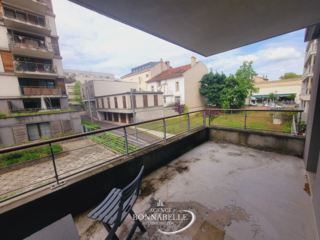  Appartement � vendre 4 pi�ces 93 m�