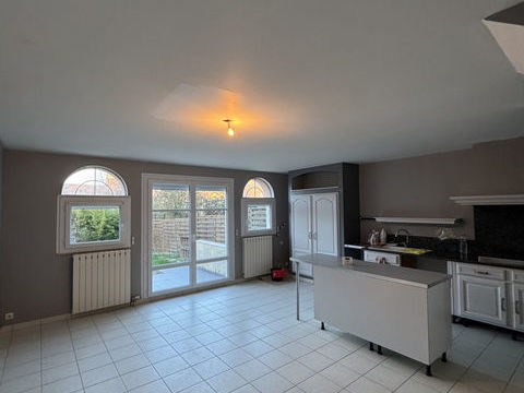   Maison 3 chambres Maison - 5 pi�ce(s) - 91 m�