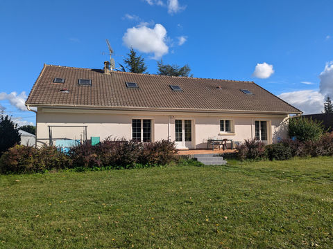   Saint-Maurice -sur-Fessard, maison familiale 217 m2 sur terrain de 6700 m2 Maison - 7 pi�ce(s) - 217 m�