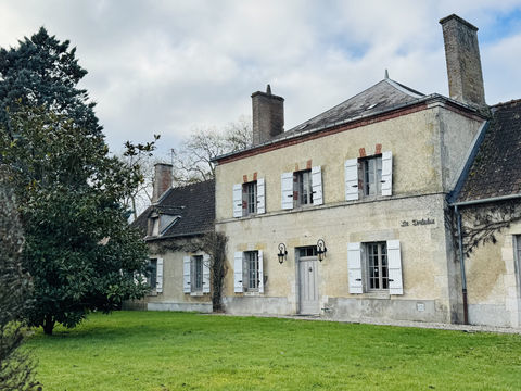   PROPRIETE DE 310M2, CALME, 5 CHAMBRES, SUR TERRAIN 2667 M2 Propri�t�/ch�teau - 11 pi�ce(s) - 310 m�