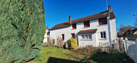   MAISON 105M2 +TERRAIN A BATIR.EN PLEIN CENTRE D'UN VILLAGE DU DISTRICT  DE SENS,3 CHAMBRES,GARAGE,CAVE,ATELIER Maison - 4 pi�ce(s) - 103 m�