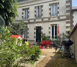  Maison � vendre 9 pi�ces 220 m�