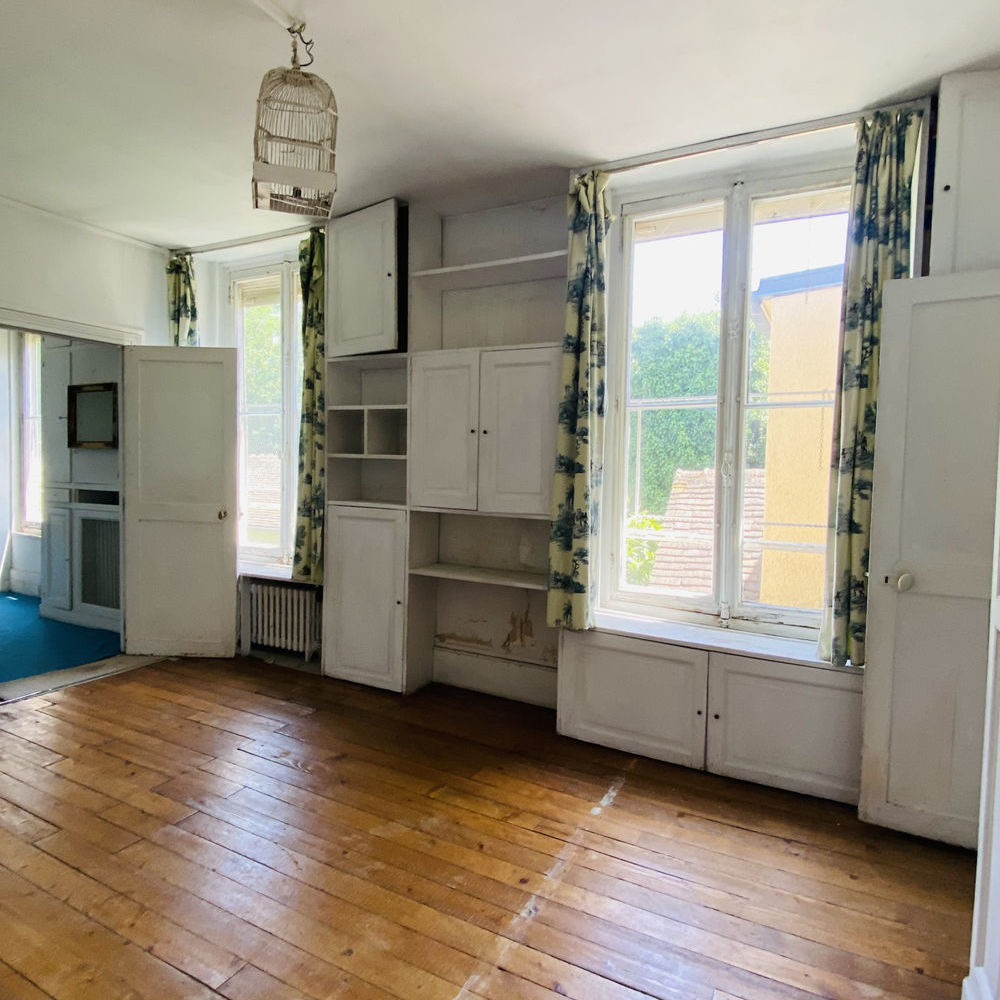 � vendre  Maison Fontainebleau (77300)