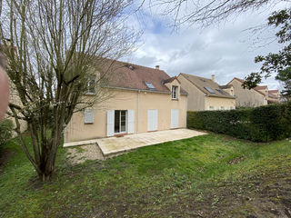  Maison � louer 6 pi�ces 150 m�