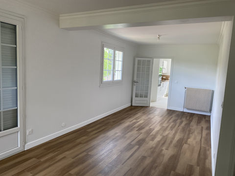   MAISON MAREIL MARLY 7 PIECES 184M2  2750� CC Maison - 7 pi�ce(s) - 184 m�