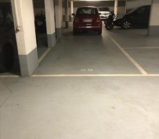  Parking / Garage � louer 