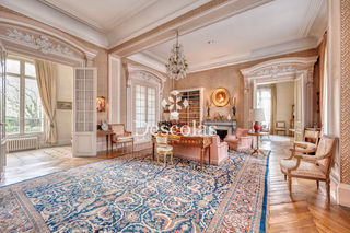  Propri�t�/ch�teau � vendre 15 + pi�ces 773 m�