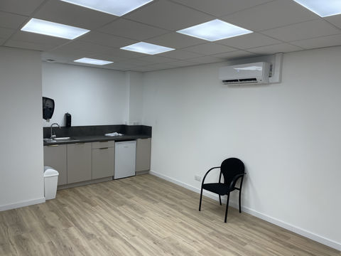 Annecy : de 51m2 &agrave; louer 880 �HT-HC par mois 950 74600 Annecy