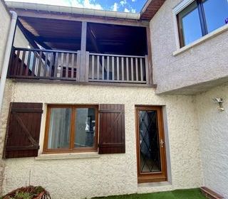  Maison � vendre 7 pi�ces 235 m�