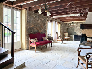  Maison � vendre 9 pi�ces 245 m�